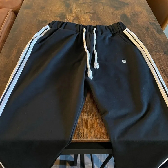 Zafu joggers size S. US 4 - Picture 7 of 14